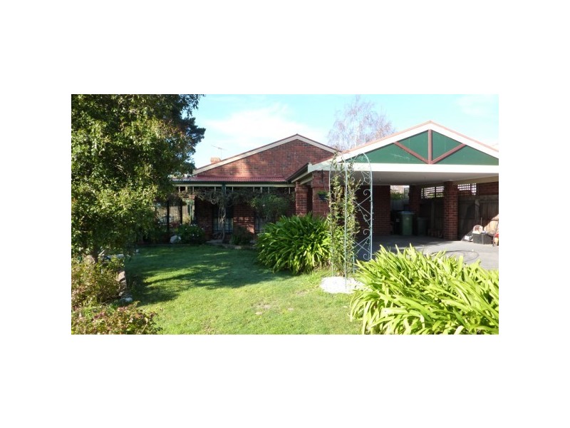 8 Wyldwood Close, Somerville VIC 3912