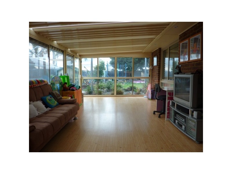 37 Thornbill Drive, Carrum Downs VIC 3201