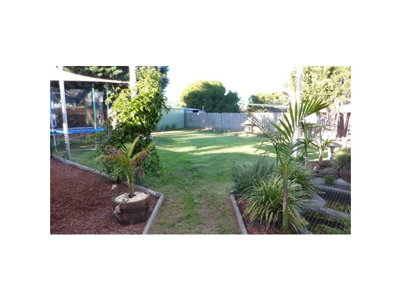 37 Thornbill Drive, Carrum Downs VIC 3201