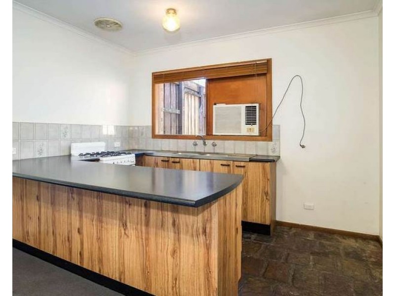 12 Prior Court, Rowville VIC 3178