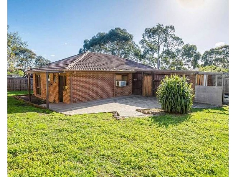 12 Prior Court, Rowville VIC 3178