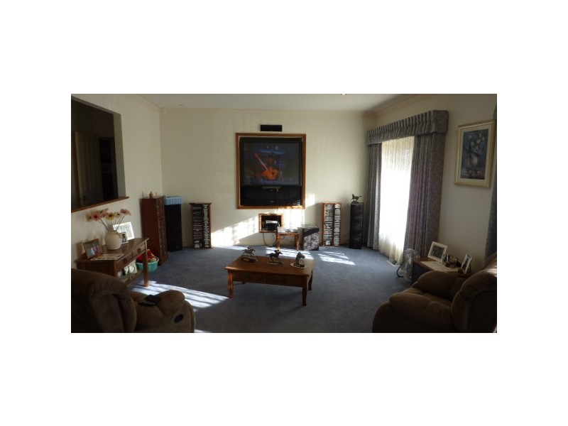 950 Robinsons Road, Pearcedale VIC 3912