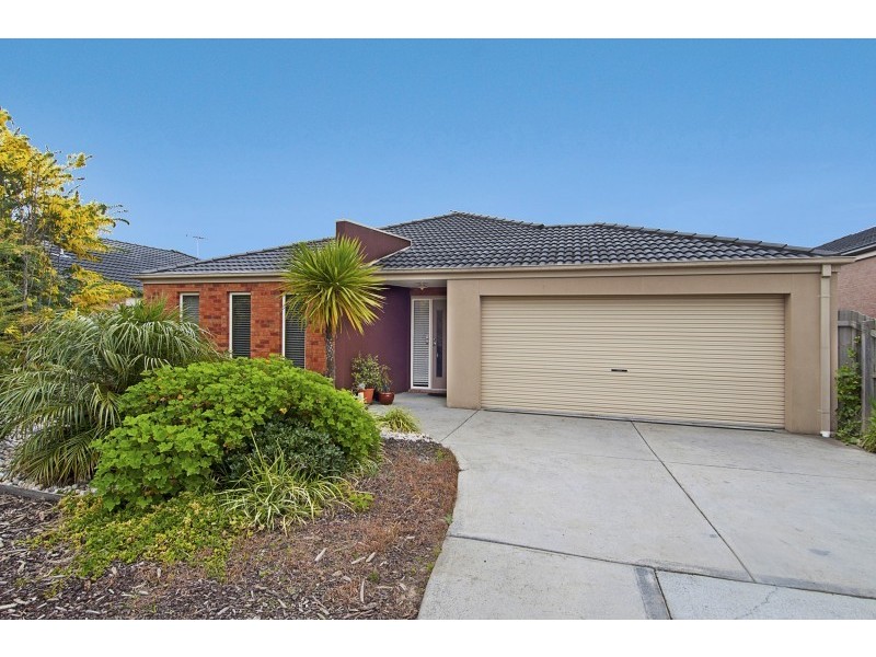5 Arkley Close, Skye VIC 3977