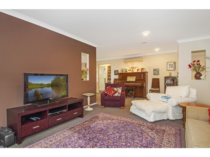 5 Arkley Close, Skye VIC 3977