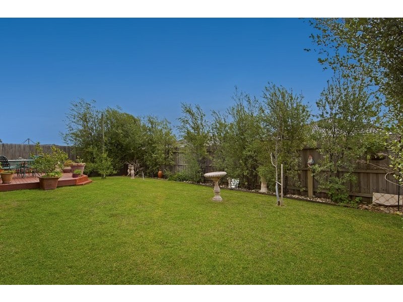 5 Arkley Close, Skye VIC 3977