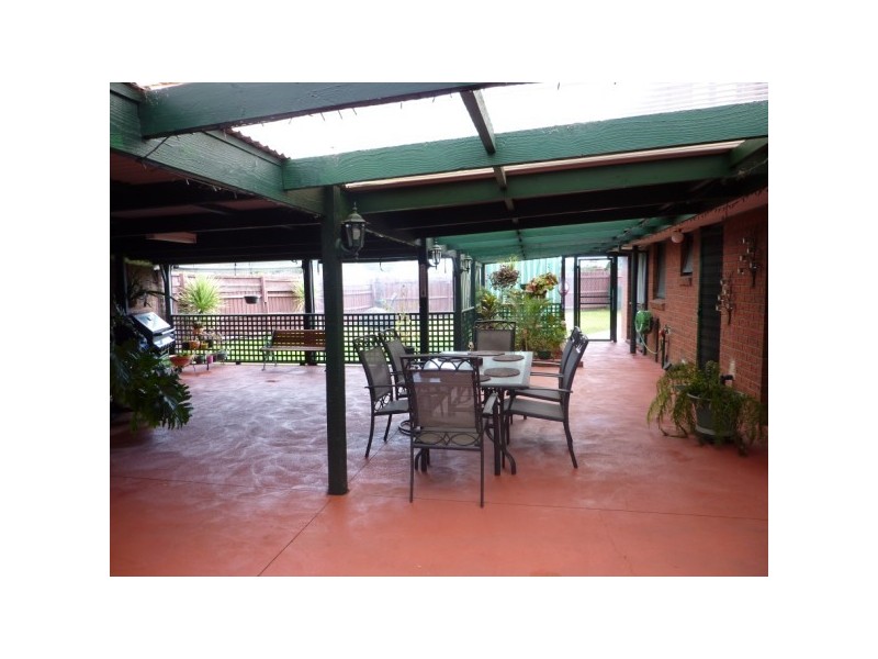 22 Honeyeater Place, Carrum Downs VIC 3201