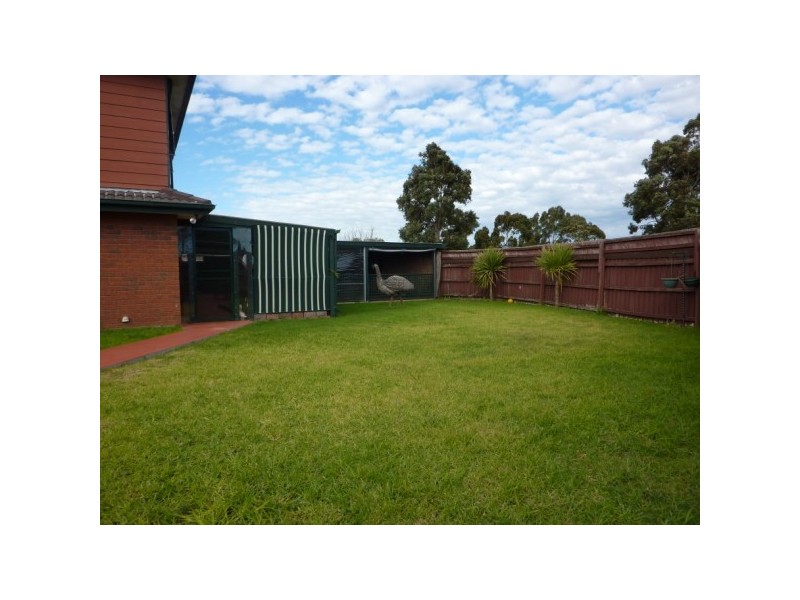 22 Honeyeater Place, Carrum Downs VIC 3201