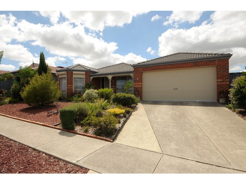 61 Protea Street, Carrum Downs VIC 3201