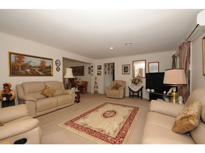 61 Protea Street, Carrum Downs VIC 3201