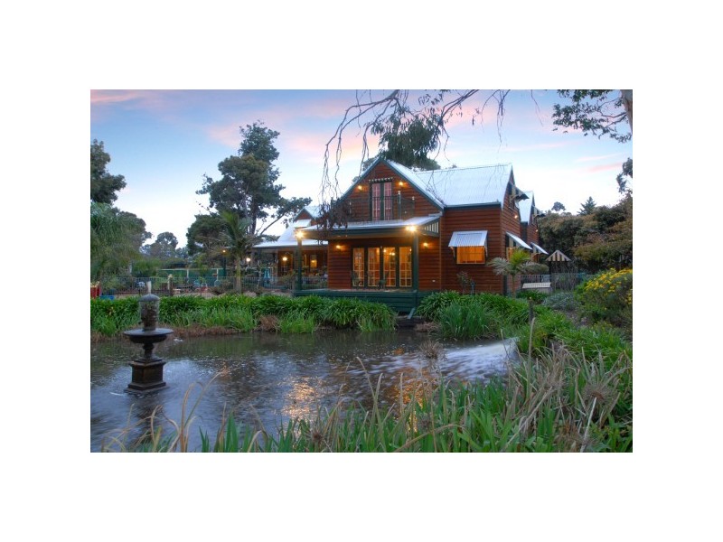 15 Peach Street, Pearcedale VIC 3912