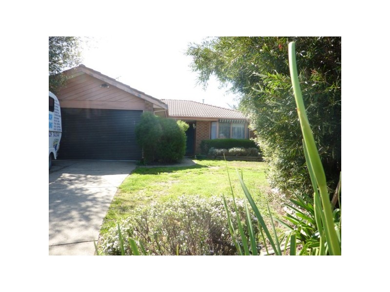 9 Strathearn Court, Carrum Downs VIC 3201