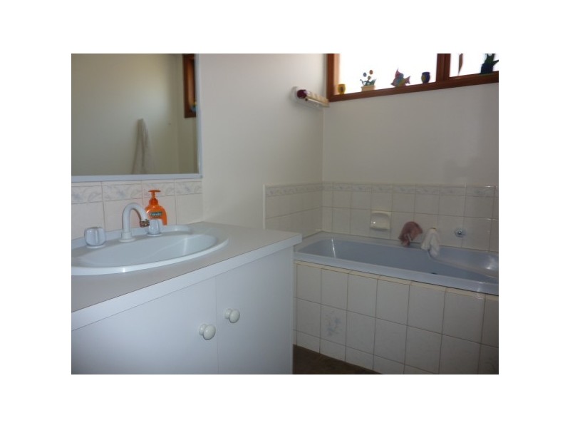 9 Strathearn Court, Carrum Downs VIC 3201