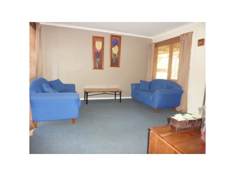 29 Parkdale Drive, Carrum Downs VIC 3201