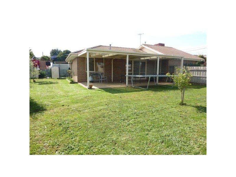 29 Parkdale Drive, Carrum Downs VIC 3201