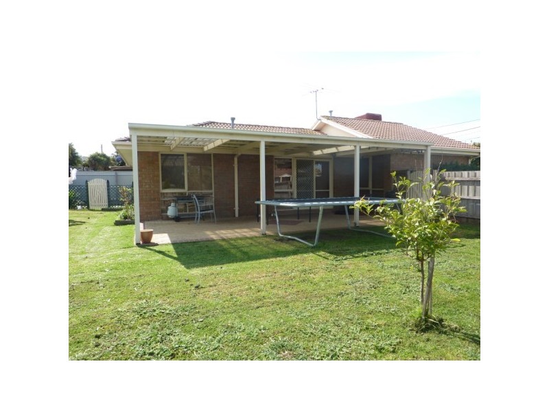 29 Parkdale Drive, Carrum Downs VIC 3201