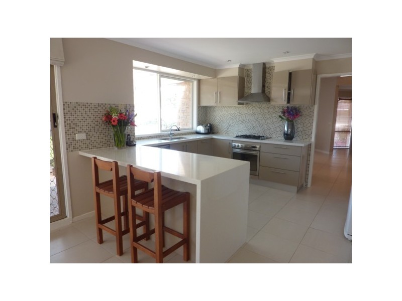 15 Heatherleigh Court, Carrum Downs VIC 3201