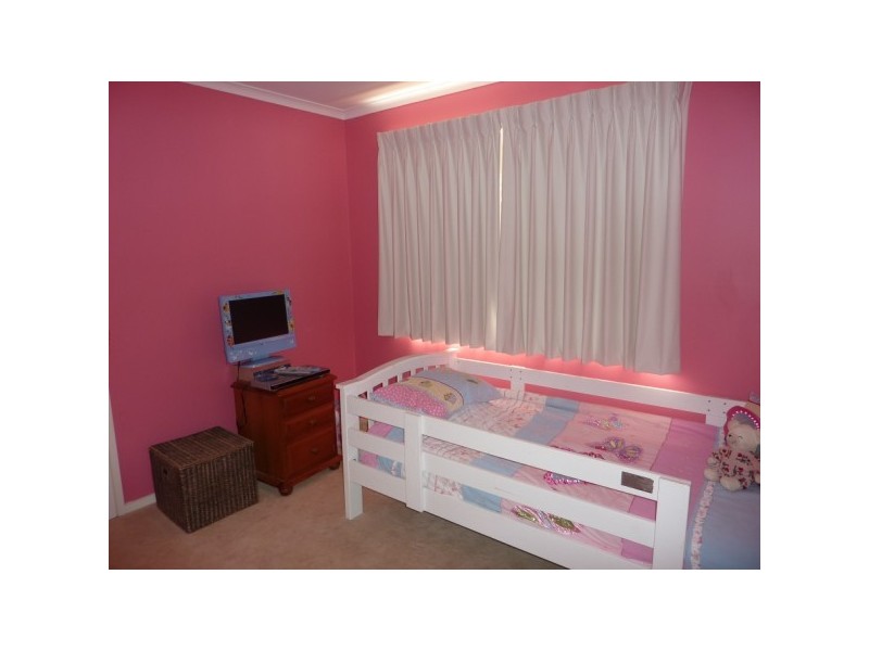 15 Heatherleigh Court, Carrum Downs VIC 3201