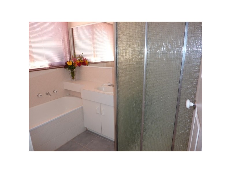 15 Heatherleigh Court, Carrum Downs VIC 3201