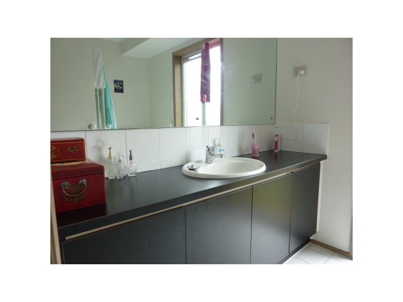 11 Charleville Court, Carrum Downs VIC 3201