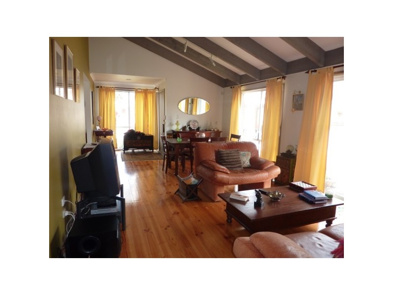 11 Charleville Court, Carrum Downs VIC 3201