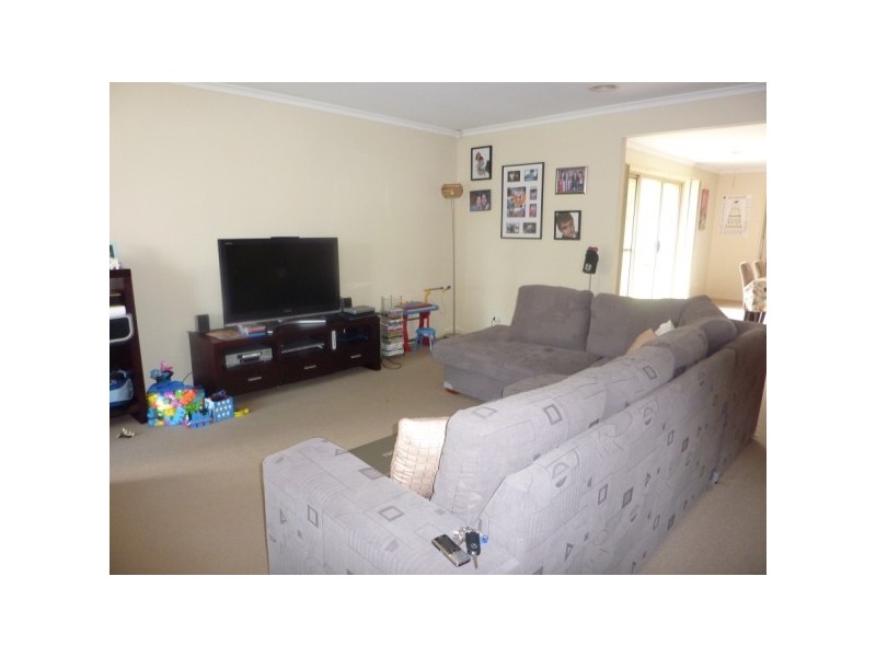 24/79  Greenwood Drive, Carrum Downs VIC 3201