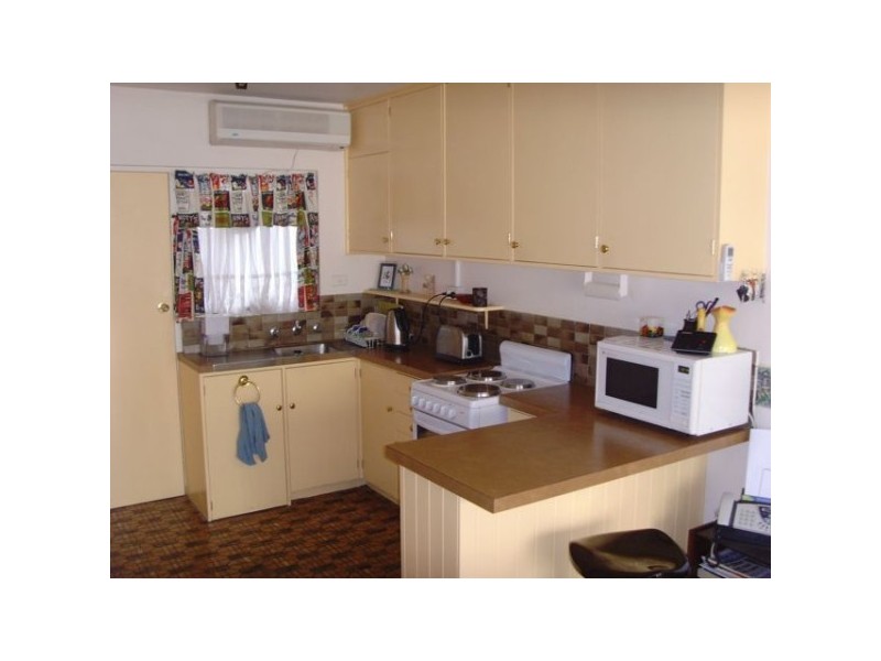 1/293 Nepean Highway, Seaford VIC 3198