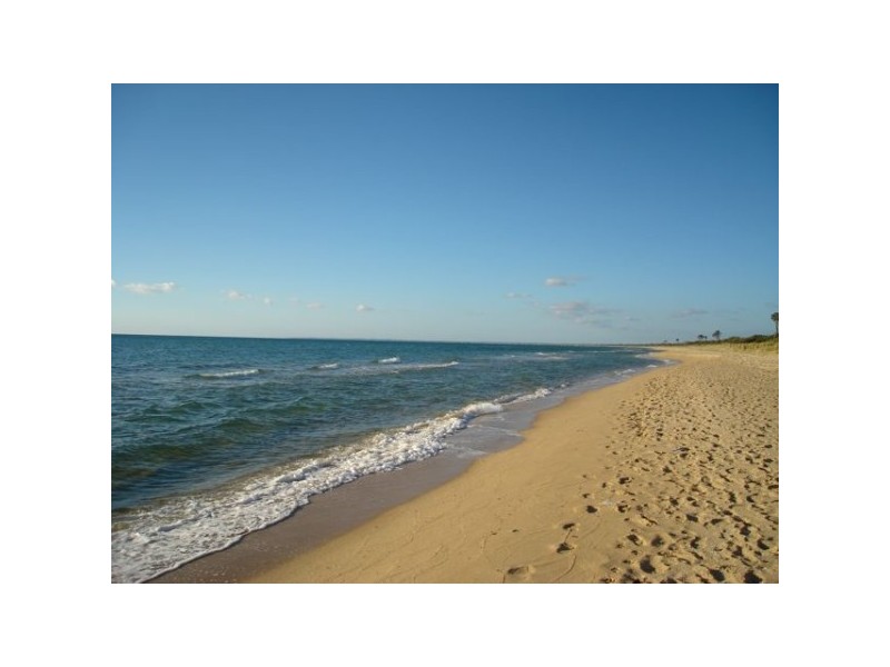 1/293 Nepean Highway, Seaford VIC 3198