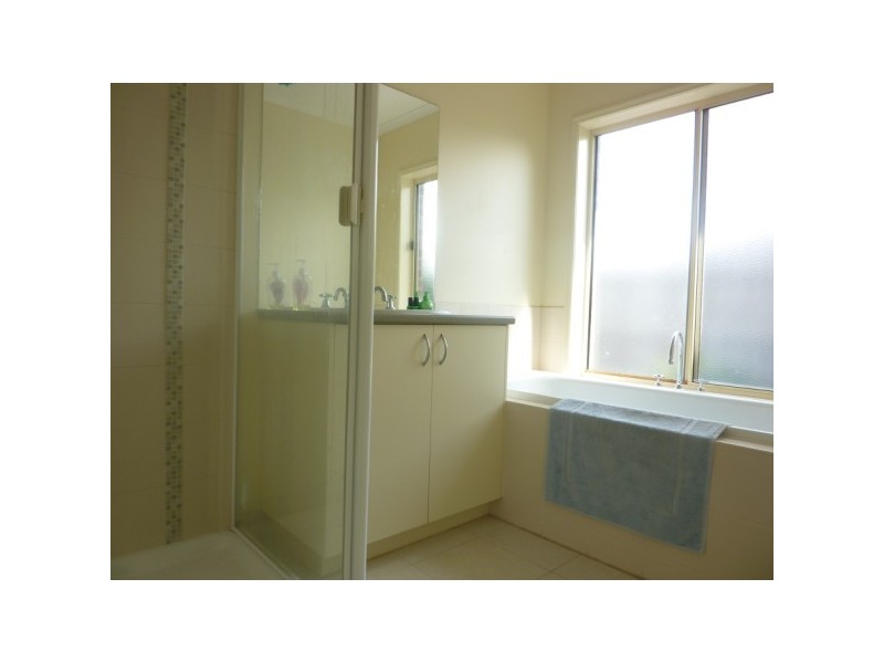 12 Webster Court, Carrum Downs VIC 3201