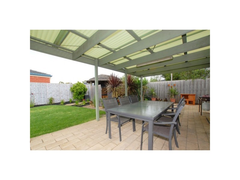 19 Victory Way, Carrum Downs VIC 3201