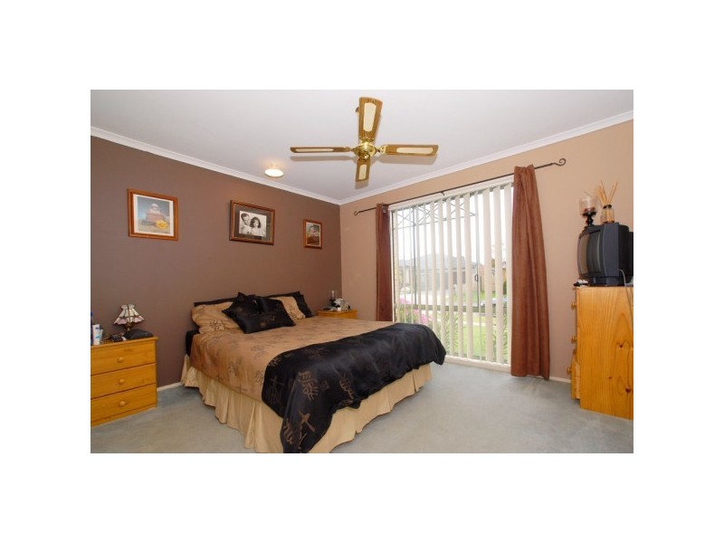 19 Victory Way, Carrum Downs VIC 3201