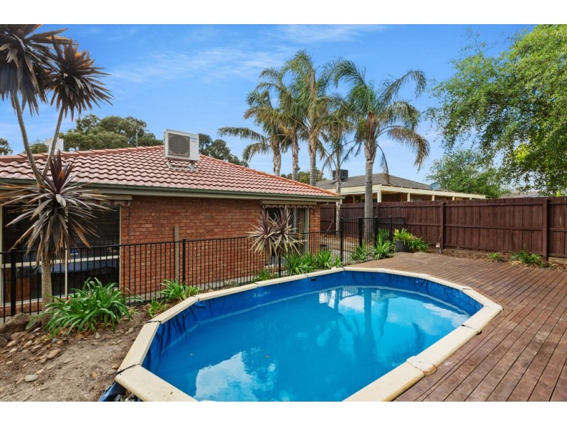 6 John Wedge Wynd, Skye VIC 3977