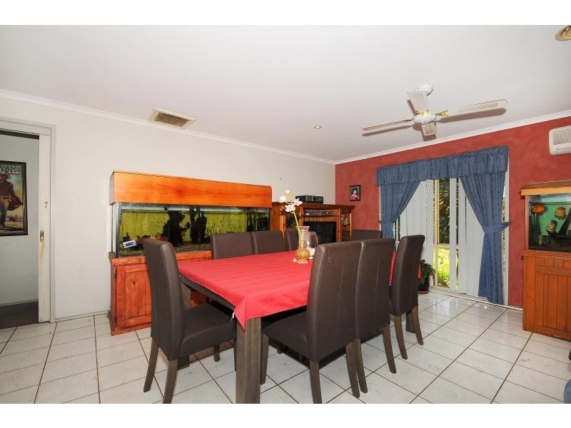 35 Manchester Drive, Skye VIC 3977