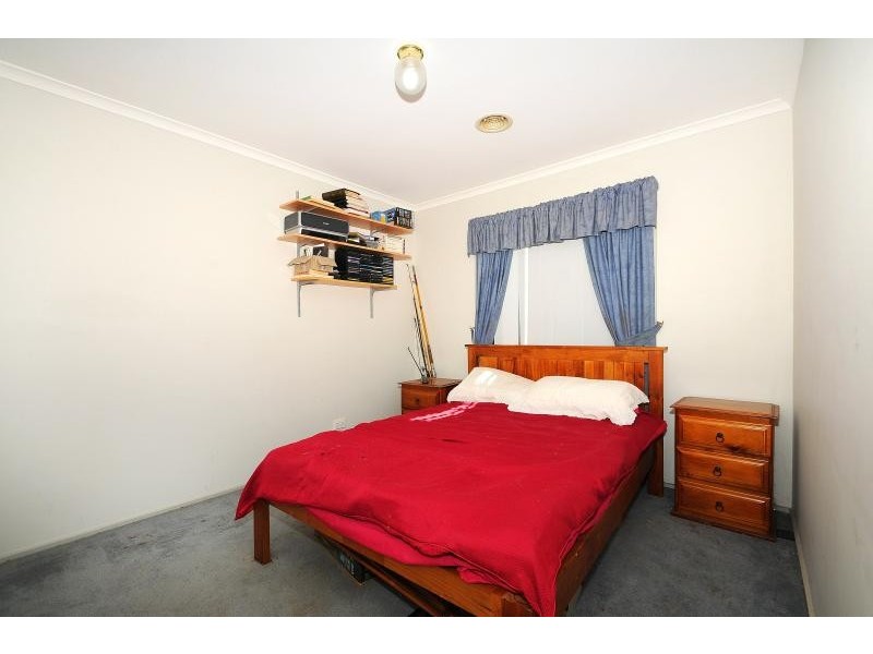 35 Manchester Drive, Skye VIC 3977