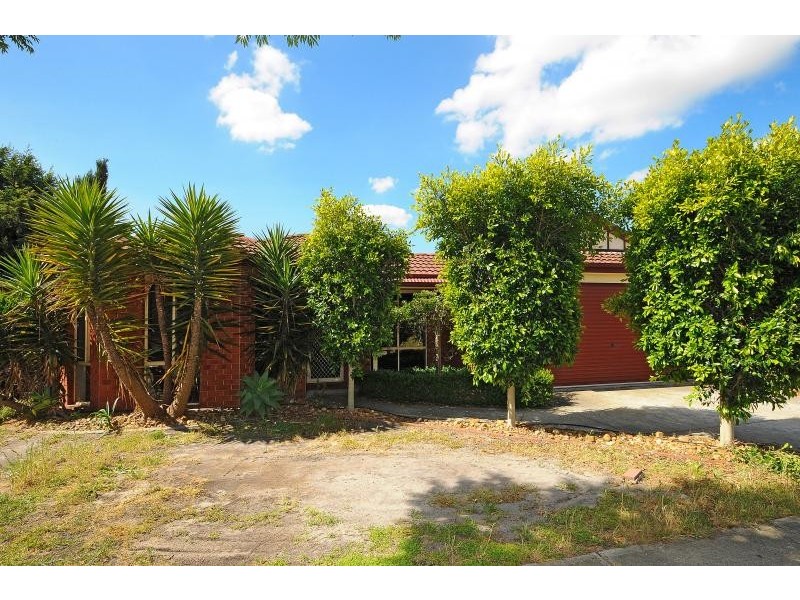 35 Manchester Drive, Skye VIC 3977