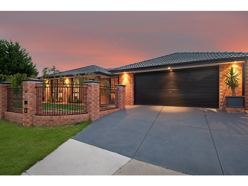 10 Capella Place, Carrum Downs VIC 3201
