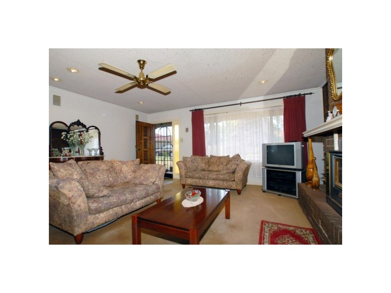 21 Herbert Road, Carrum Downs VIC 3201