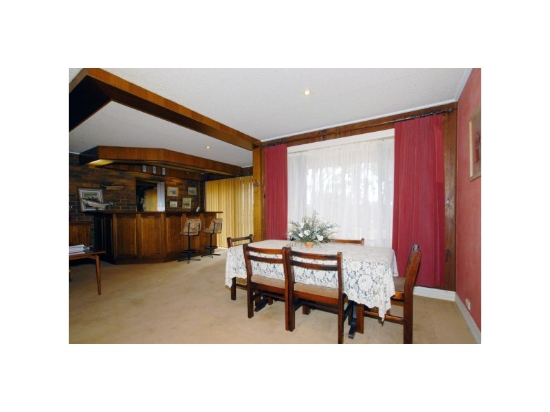 21 Herbert Road, Carrum Downs VIC 3201