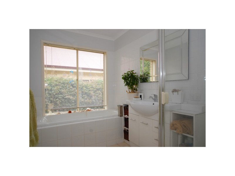 19 Hooper Drive, Skye VIC 3977