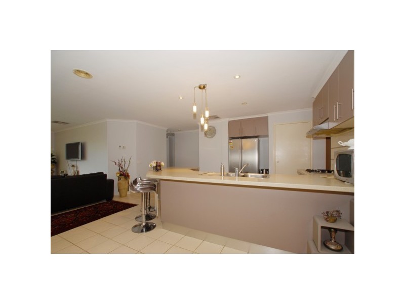 19 Hooper Drive, Skye VIC 3977