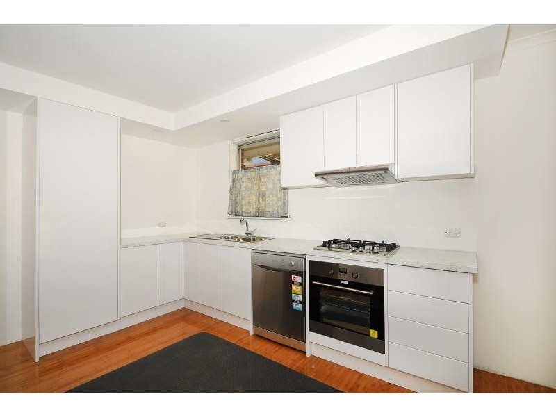 2 Rowan Court, Frankston North VIC 3200