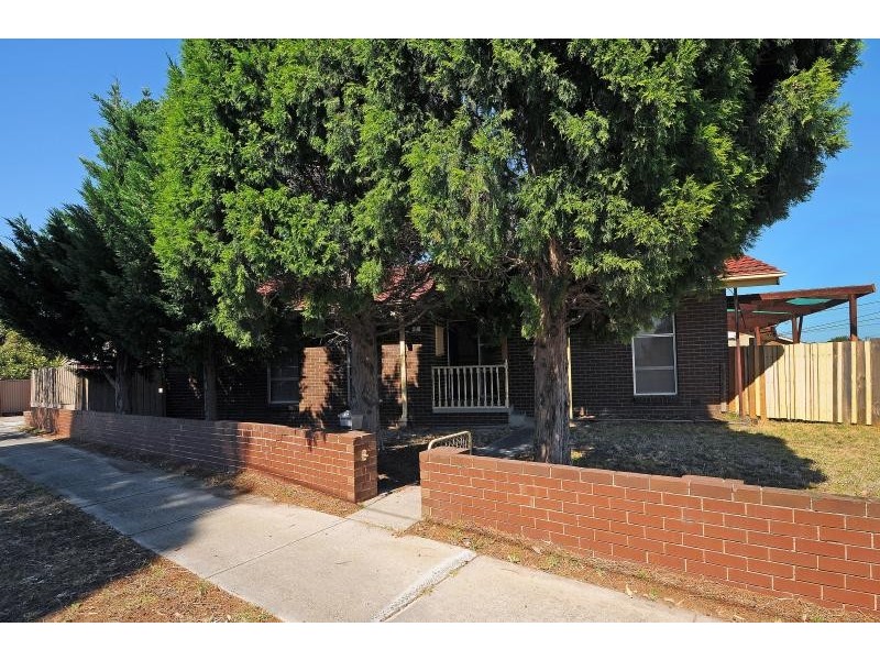 2 Rowan Court, Frankston North VIC 3200