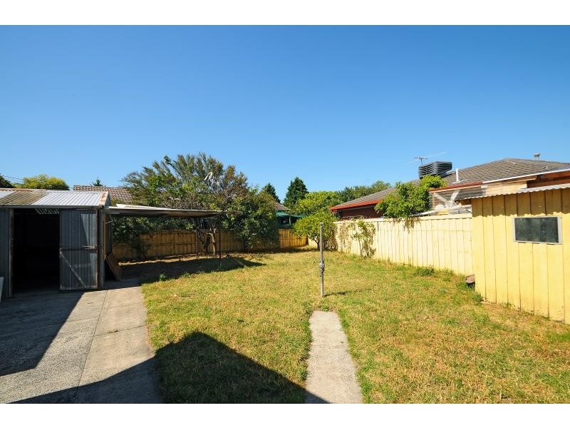 2 Rowan Court, Frankston North VIC 3200