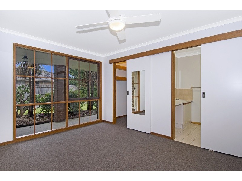 10 Falcon Court, Carrum Downs VIC 3201