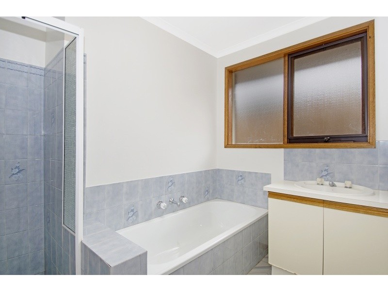 10 Falcon Court, Carrum Downs VIC 3201