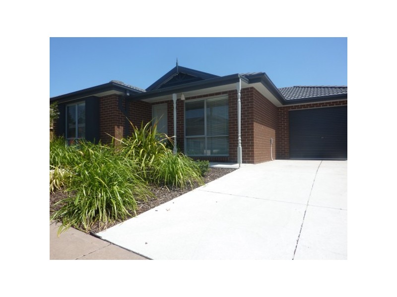 24/31-35 Brunnings Road, Carrum Downs VIC 3201