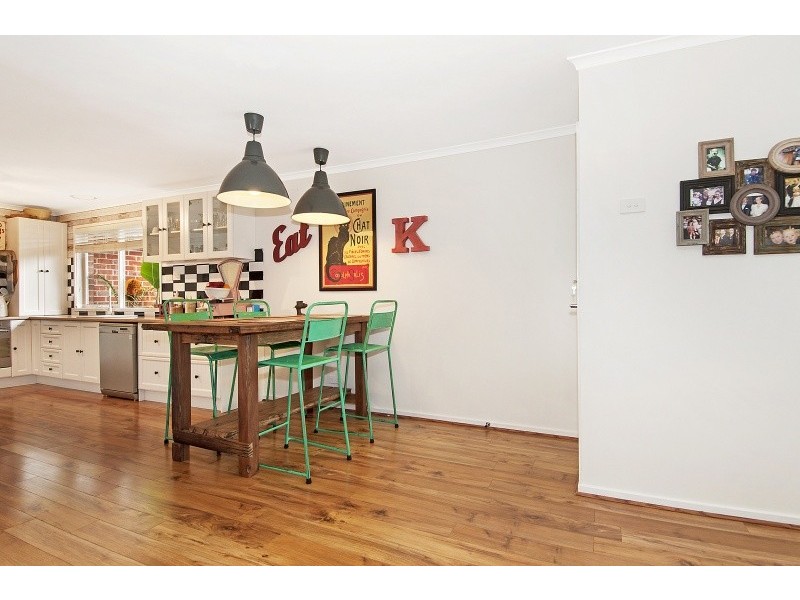 11 Broderick Road, Carrum Downs VIC 3201