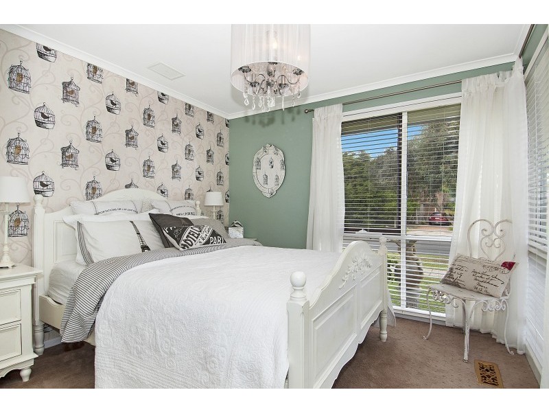 11 Broderick Road, Carrum Downs VIC 3201