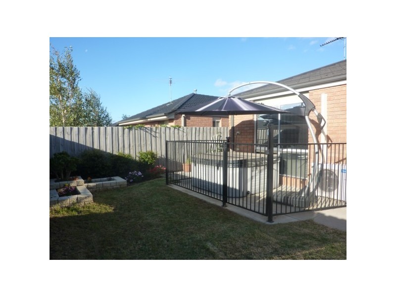 11 Wendel Court, Carrum Downs VIC 3201