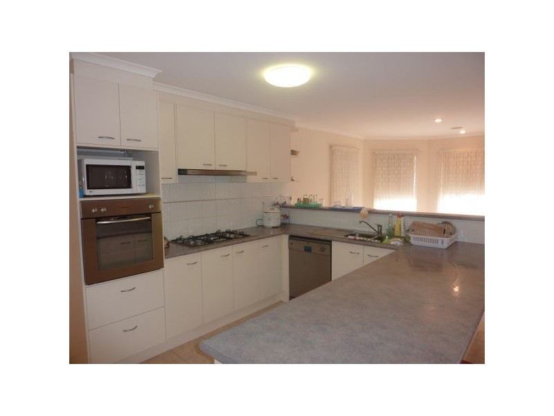 53 Protea Street, Carrum Downs VIC 3201