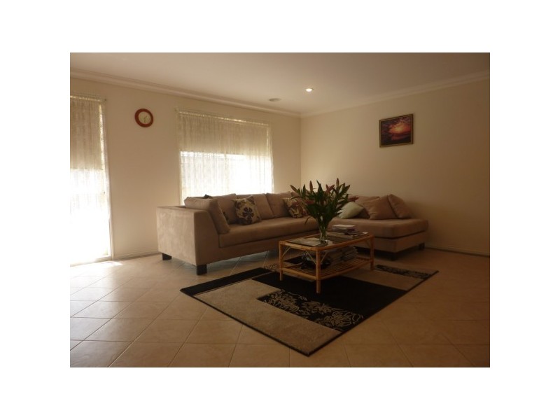 53 Protea Street, Carrum Downs VIC 3201